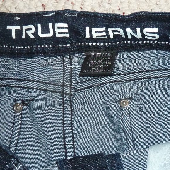 TRUE JEANS Dark Wash Denim, Straight Leg, Embellished, Rhinestones, Size 9 NWT - Picture 6 of 13